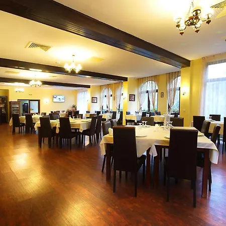 Pensiunea Poiana Guest house 3*
